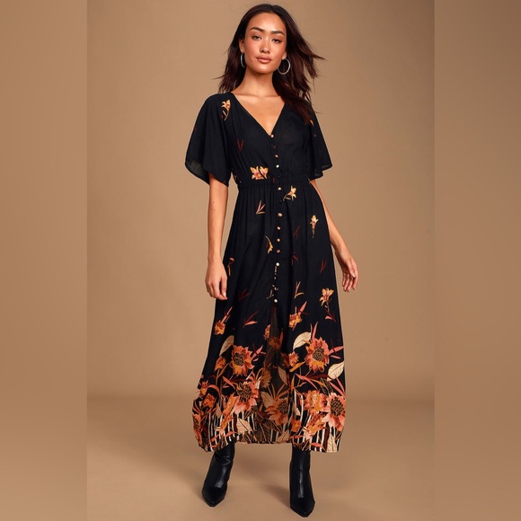 Billabong Dresses & Skirts - Billabong Short Sleeve Button Front Floral Printed Maxi Dress Black Size Small